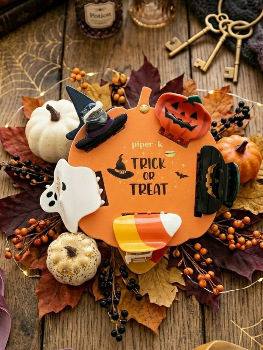 Piper•K Halloween 5 Piece Hair Clip Set in Orange, Black, White & Purple